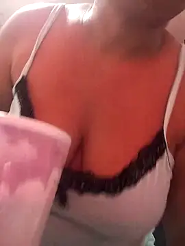 Snapshot of Naomi-Mature chatting on 23, 11, 2025 Naomi-Mature online show from 23, 11, 2025