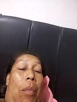 Snapshot of Naomi-Mature chatting on 1, 2, 2026 Naomi-Mature online show from 1, 2, 2026