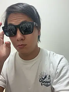 Snapshot of erokami36 chatting on 12, 9, 2025 erokami36 online show from 12, 9, 2025