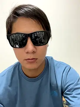 Snapshot of erokami36 chatting on 15, 9, 2025 erokami36 online show from 15, 9, 2025