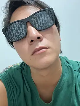 Snapshot of erokami36 chatting on 20, 9, 2025 erokami36 online show from 20, 9, 2025