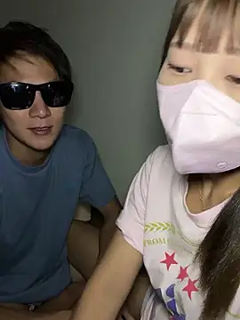 Snapshot of erokami36 chatting on 3, 10, 2025 erokami36 online show from 3, 10, 2025