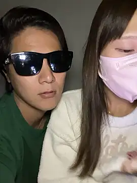 Snapshot of erokami36 chatting on 21, 10, 2025 erokami36 online show from 21, 10, 2025