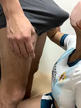 Snapshot of erokami36 chatting on 29, 10, 2025 erokami36 online show from 29, 10, 2025