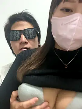 Snapshot of erokami36 chatting on 4, 11, 2025 erokami36 online show from 4, 11, 2025