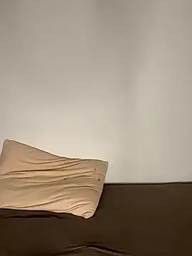 Snapshot of erokami36 chatting on 6, 11, 2025 erokami36 online show from 6, 11, 2025