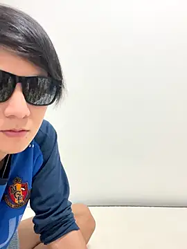 Snapshot of erokami36 chatting on 29, 11, 2025 erokami36 online show from 29, 11, 2025