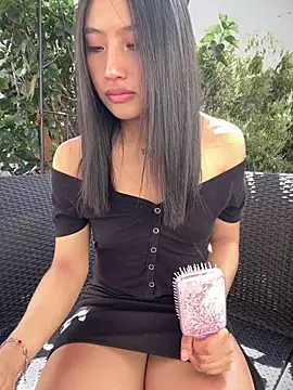 KloePink  online show from 23, 9, 2025