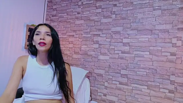 Martina thompson69 online show from 13, 2, 2026