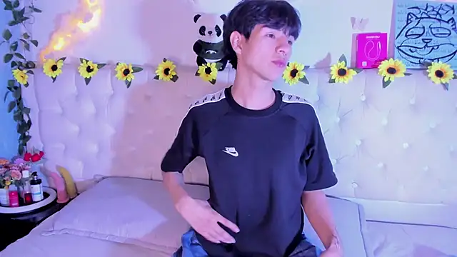 AleAurarashi online show from 22, 2, 2026