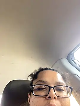 Snapshot of wishuhope4 chatting on 11, 10, 2025 wishuhope4 online show from 11, 10, 2025