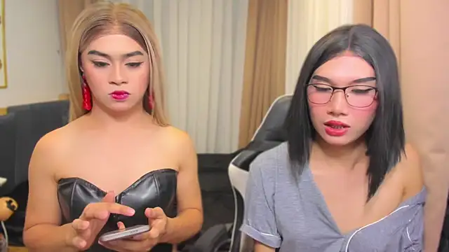 MaxCollins online show from 18, 12, 2025