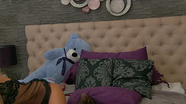 VannyFoxx online show from 25, 10, 2025