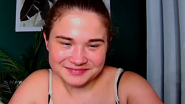 IsabellCharm online show from 12, 10, 2025