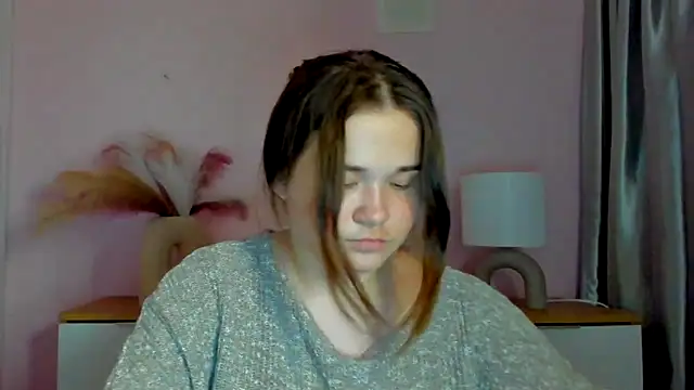 IsabellCharm online show from 14, 10, 2025