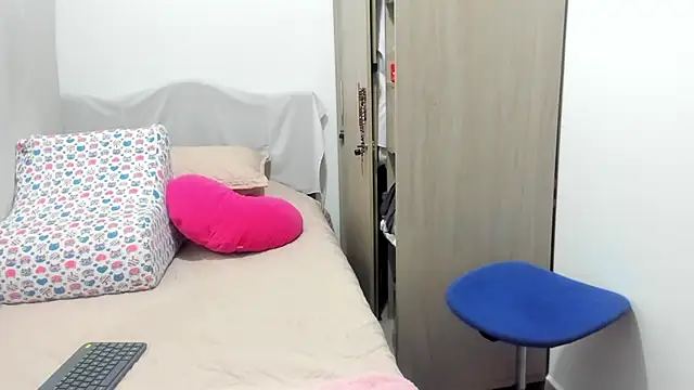 Snapshot of Isbettyche chatting on 31, 10, 2025 Isbettyche online show from 31, 10, 2025