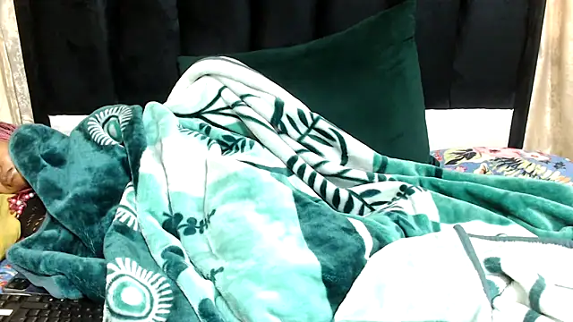 Snapshot of Hotsexyberry21 chatting on 3, 11, 2025 Hotsexyberry21 online show from 3, 11, 2025