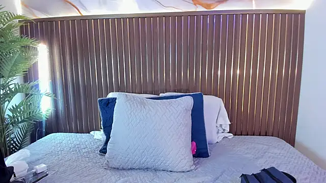 Roxie-NS online show from 28, 2, 2026