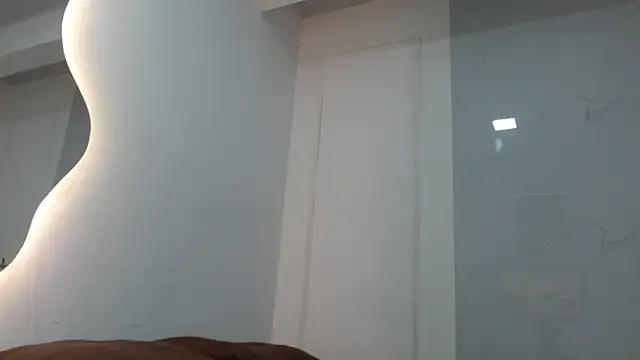 KiraaWild online show from 12, 11, 2025