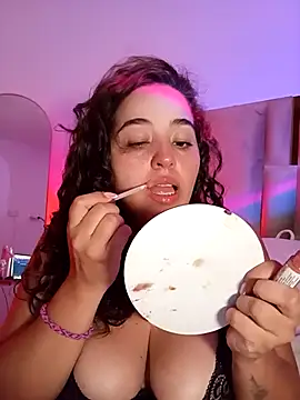 Snapshot of LoanaSantos chatting on 1, 10, 2025 LoanaSantos online show from 1, 10, 2025