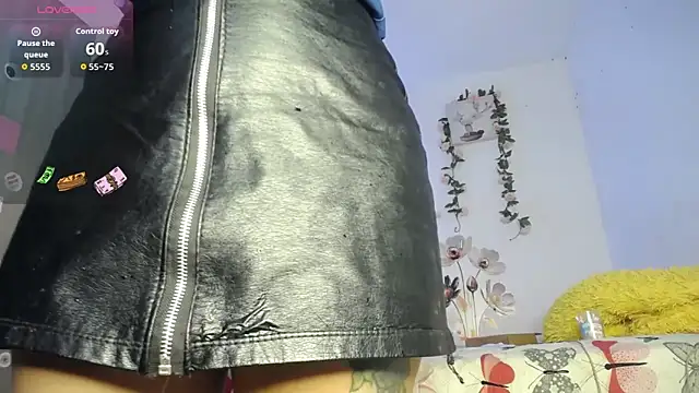 Liahdiaz  online show from 25, 2, 2026