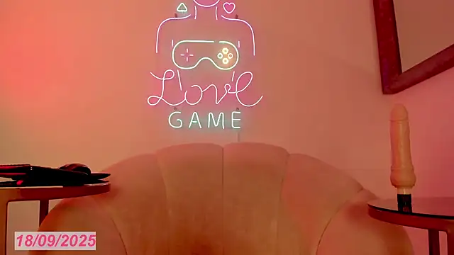 Snapshot of Isabella_Haddad chatting on 19, 9, 2025 Isabella Haddad online show from 19, 9, 2025