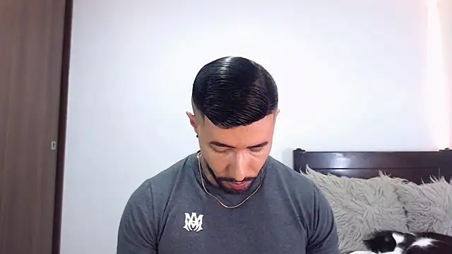 andrea de lucaa online show from 2, 2, 2026