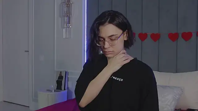 VioletAsh online show from 12, 3, 2026