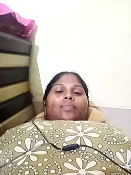 Snapshot of Sneha16 chatting on 12, 9, 2025 Sneha16 online show from 12, 9, 2025