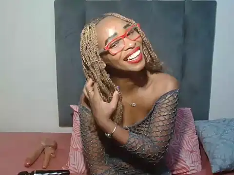 Snapshot of GorillaGripCunt77 chatting on 4, 11, 2025 GorillaGripCunt77 online show from 4, 11, 2025