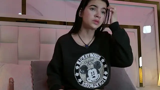 scarlett sm online show from 14, 9, 2025