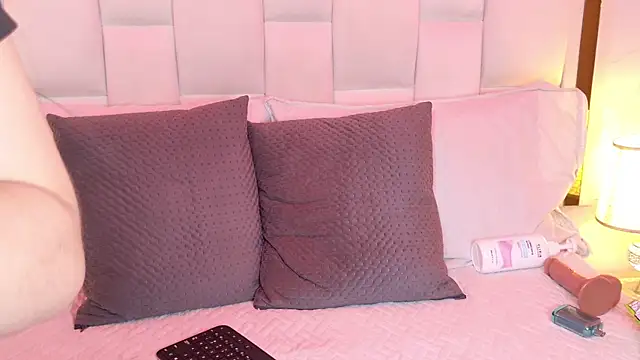 scarlett sm online show from 14, 10, 2025