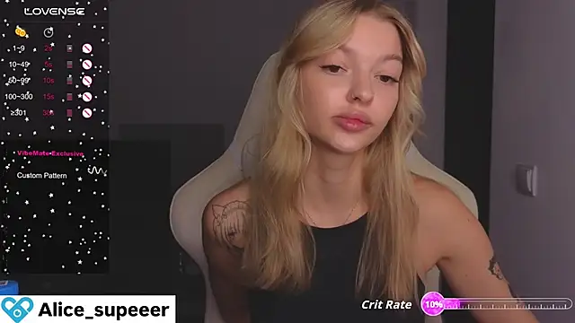 Snapshot of Alice_super_ chatting on 11, 9, 2025 Alice super online show from 11, 9, 2025