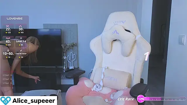 Snapshot of Alice_super_ chatting on 16, 10, 2025 Alice super online show from 16, 10, 2025