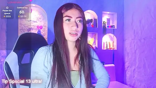 Sophia tf online show from 27, 3, 2026