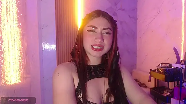 Snapshot of Sophia_tf chatting on 28, 5, 2026 Sophia tf online show from 28, 5, 2026