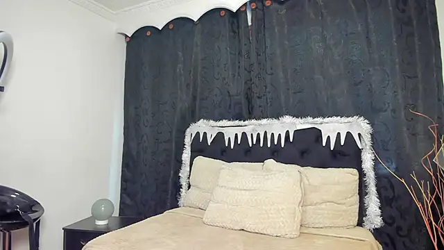 Tiffany Nm online show from 28, 11, 2025