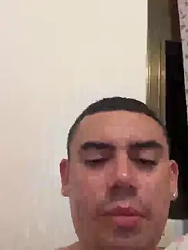 Snapshot of davidxxx099 chatting on 15, 9, 2025 davidxxx099 online show from 15, 9, 2025