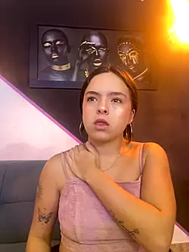 EmilyHarperr online show from 9, 9, 2025