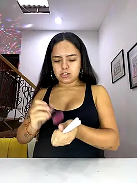 EmilyHarperr online show from 23, 9, 2025