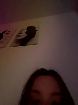 Lucy louras online show from 15, 1, 2026