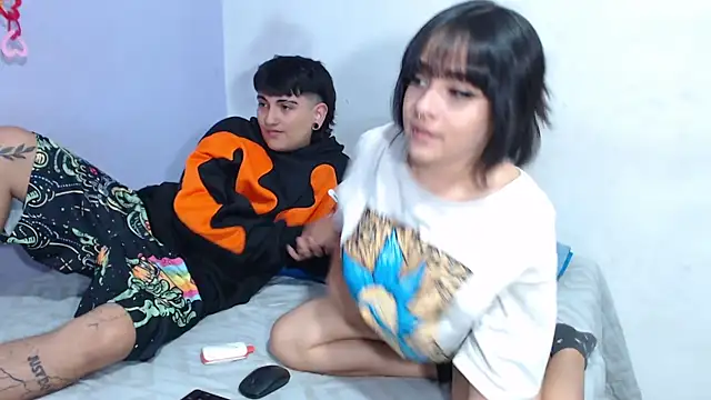 onixandghosty1 online show from 4, 12, 2025