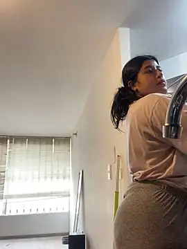 Tokio Sakura online show from 17, 9, 2025