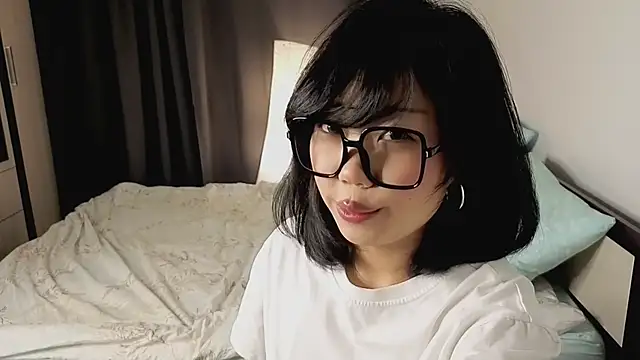  molly molly molly  online show from 14, 11, 2025