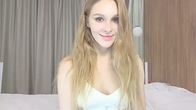 Snapshot of Brigitte_Bardot chatting on 1, 10, 2025 Brigitte Bardot online show from 1, 10, 2025