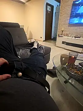 bigdicksklave online show from 23, 2, 2026