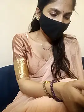 TheSassyGirl7 online show from 14, 1, 2026