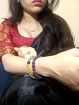 TheSassyGirl7 online show from 4, 2, 2026