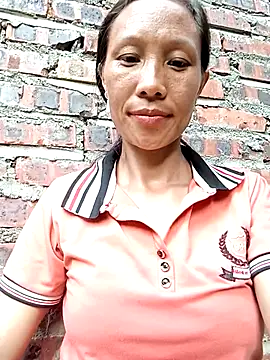 Lisa pusy online show from 2, 10, 2025