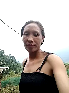 Lisa pusy online show from 9, 10, 2025